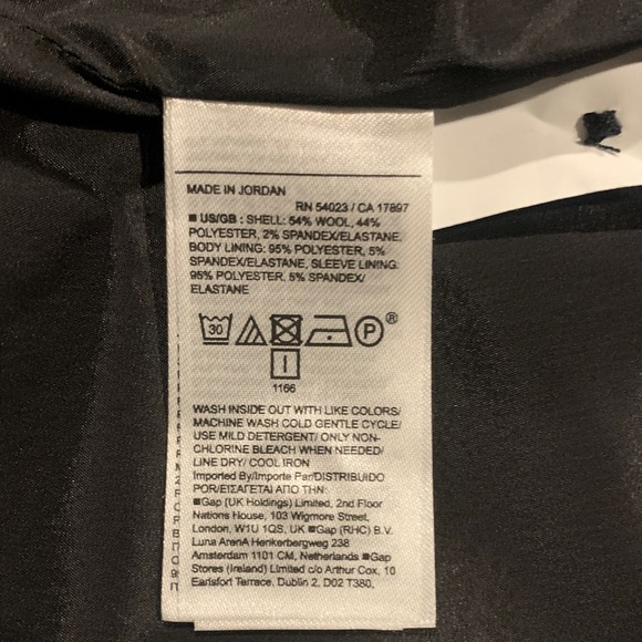 Banana Republic Sleek Black Long Blazer - Picture 7 of 8